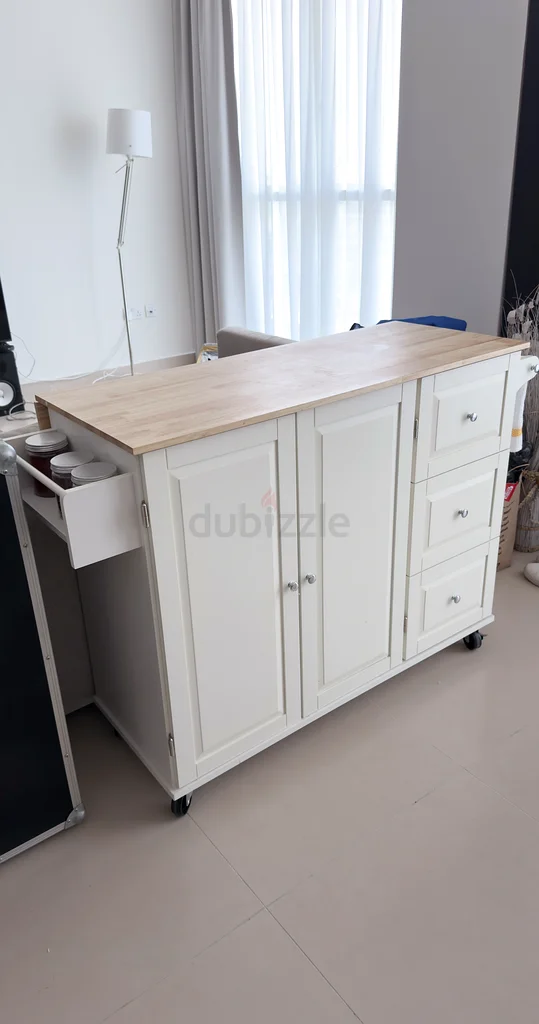 Kitchen Island Cart - Great condition.632198250293771128