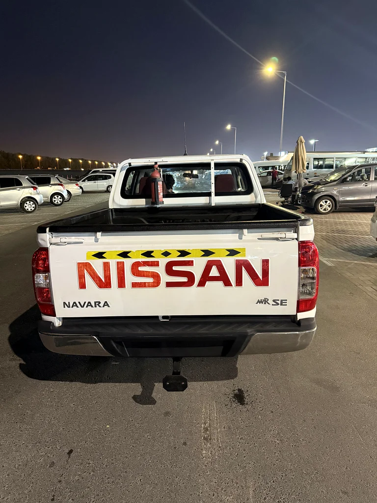 Nissan Navara Automatic Gear 2020 Model Low Mileage FSH Original Paint Excellent Condition63167559460225114