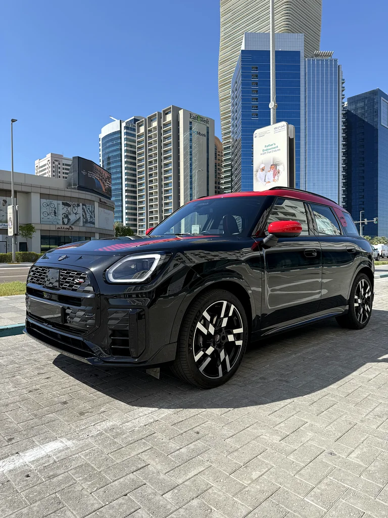 2025 ميني كانتريمان S مع مجموعة JCW. ضمان لمدة 3 سنوات / خدمة مجانية لمدة 3 سنوات. تأمين مجاني / تظليل النوافذ63398524657793111