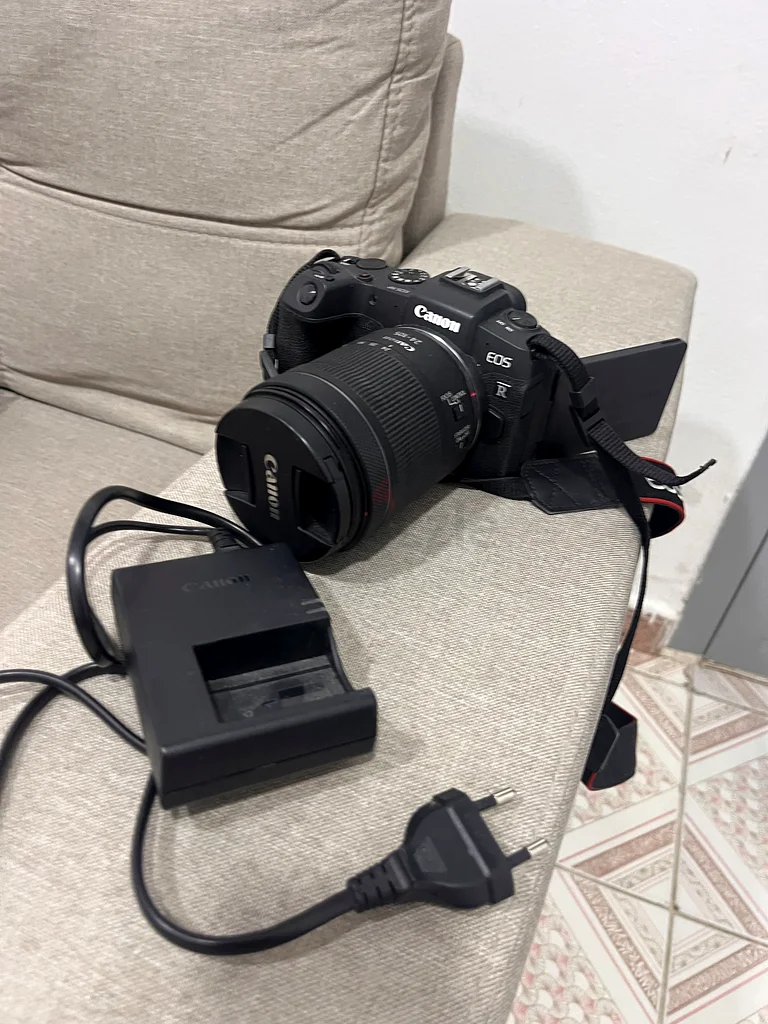 Camera63172221273858111