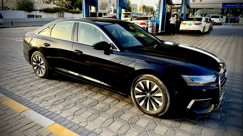 2020 AUDI A6 GCC BLACK 883563168028180993111