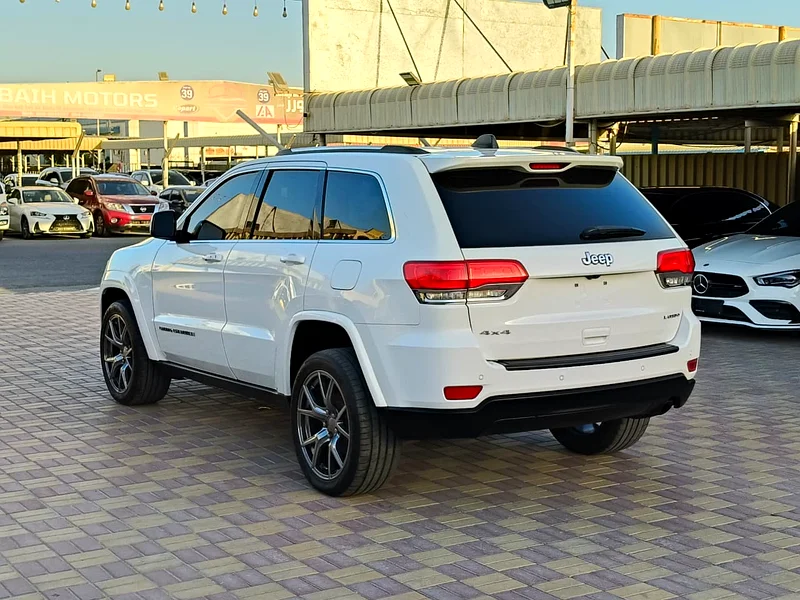 Jeep 2017 Grand Cherokee V6 Excellent Condition 4×463225697311105112