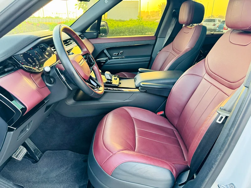 **2023**GCC SPEC HSE DYNAMIC V 6 UNDER WARRANTY AND SERVICE CONTRACT63232620383617113