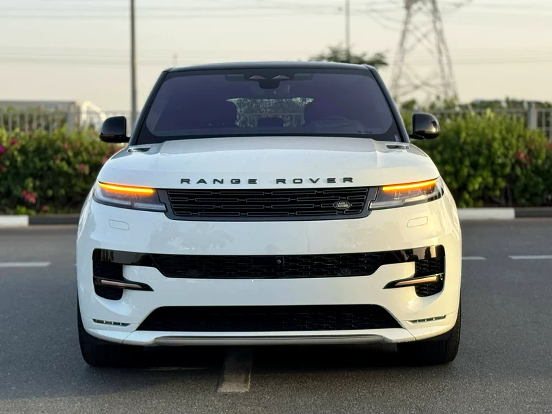 **2023**GCC SPEC HSE DYNAMIC V 6 UNDER WARRANTY AND SERVICE CONTRACT63232620383617111