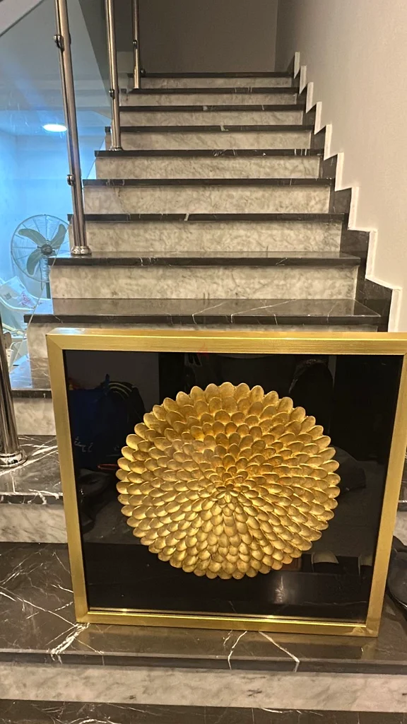 Stunning Golden Decorative Wall Art63222340185858113