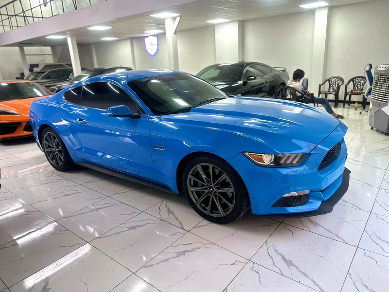 Ford Mustang GT63169445569793111