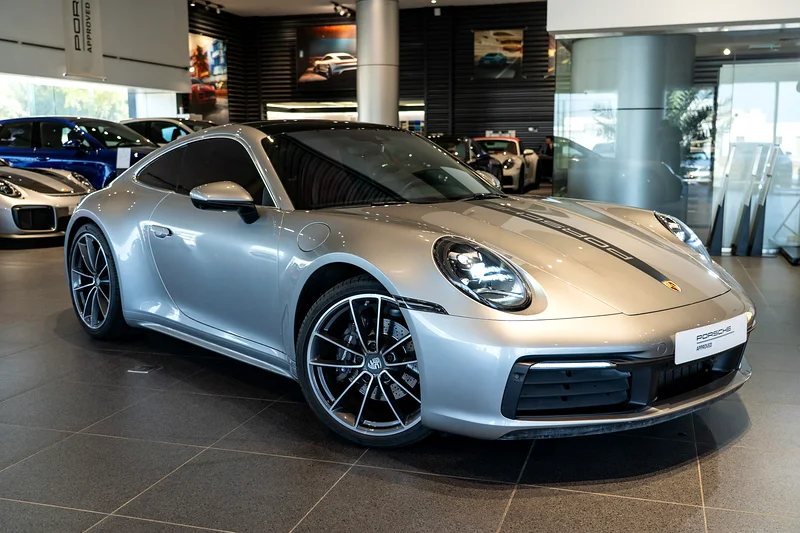 بورشه 911 كاريرا 2 كوبيه رقم مرجعي USD3407 ضمان لمدة سنتين63156540116226114