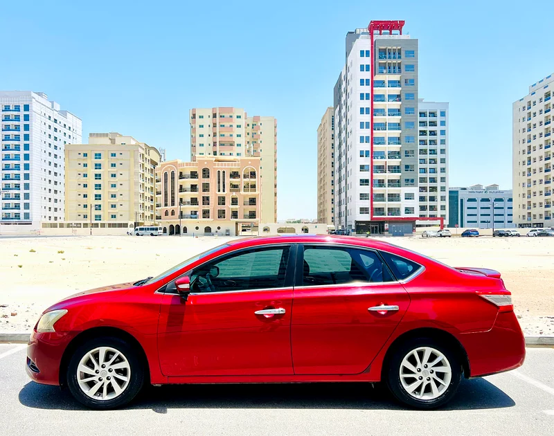 Nissan Sentra 1.8 SL Full Option | GCC Specifications with sunroof navigation camera63137334766595112