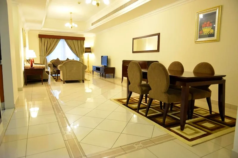 Spacious two-bedroom apartment | Fully furnished | Close to metro station  | All bills included62885227682433113