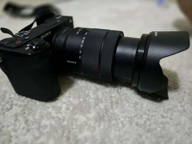 Sony Mirrorless Camera with Zoom Lens for Sale! Great Condition!63172221291521113