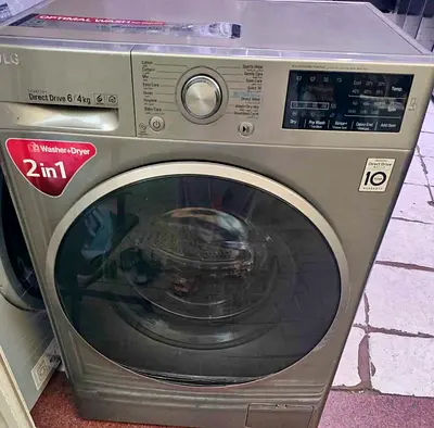 LG 6/4 KG washer dryer Combo 2in1
