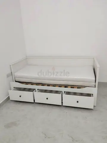 IKEA Hamnes Day bed with 3 storage drawers underneath and with 2 IKEA mattresses