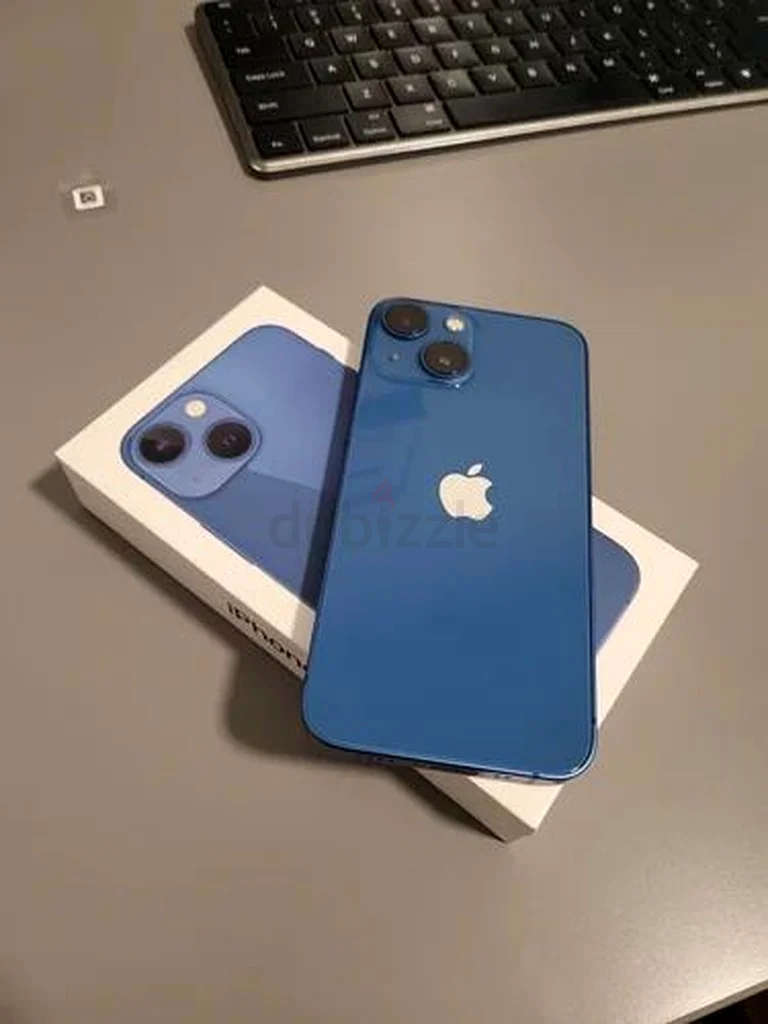 iPhone 13 128 GB Stunning Blue Color!63264591292929111