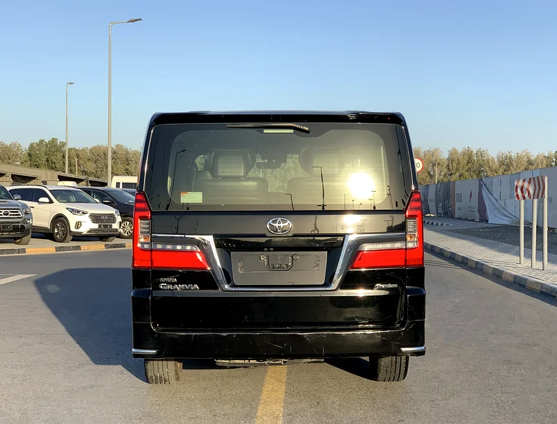2020 Model | 6 cyl 3.5L engine | GCC specs | VIP edition | 6 seater63166154477825114