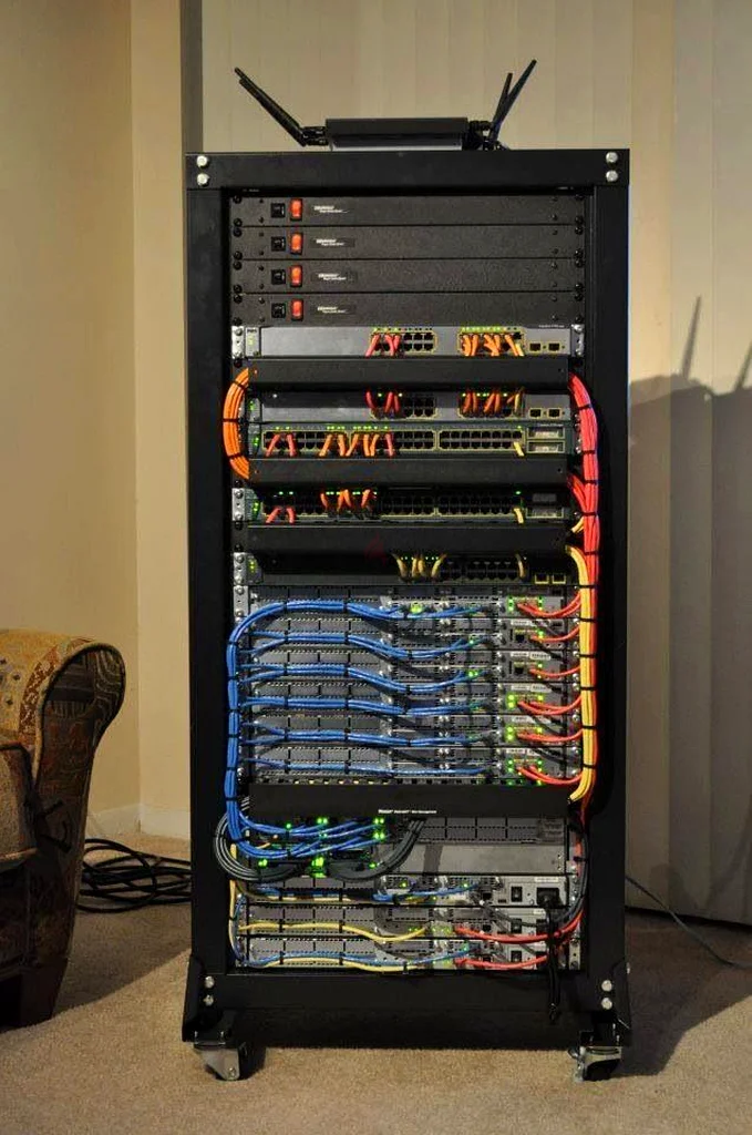 COMPUTER TRADING  IT SERVICES63218818826114110