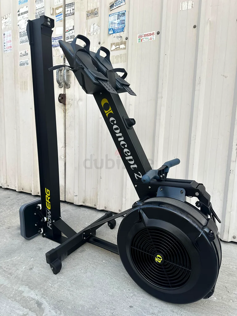 جهاز تمارين التجديف Concept2 pm5 تقريبًا جديد62931671175425114