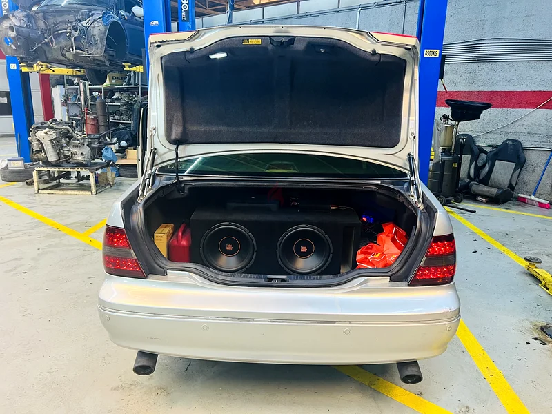 JBL sound system for selling63261838571778111