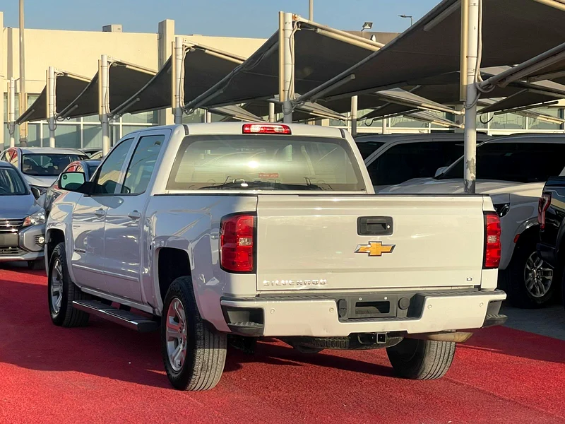 2018 | Chevrolet Silverado LT | V8 I GCC | Ref#61263172649399809113