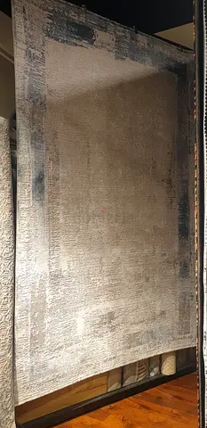 Stylish Modern Area Rug to Elevate Your Space!