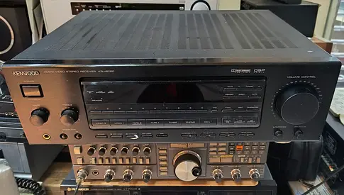 Kenwood KR-V8050 Stereo Amplifier