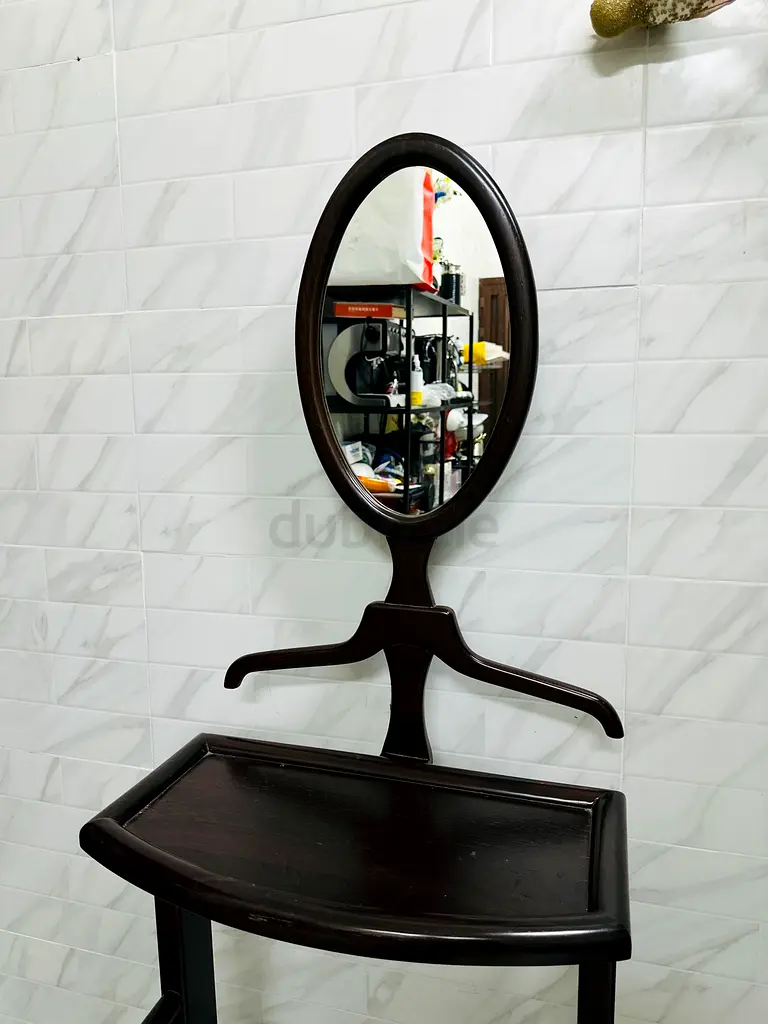 Clother rack63215377242498112