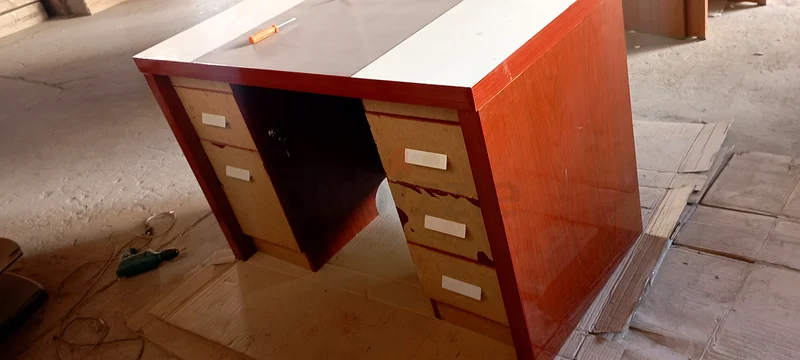 طاولة خشبية عصرية أنيقة / طاولة رواق63219826948483113
