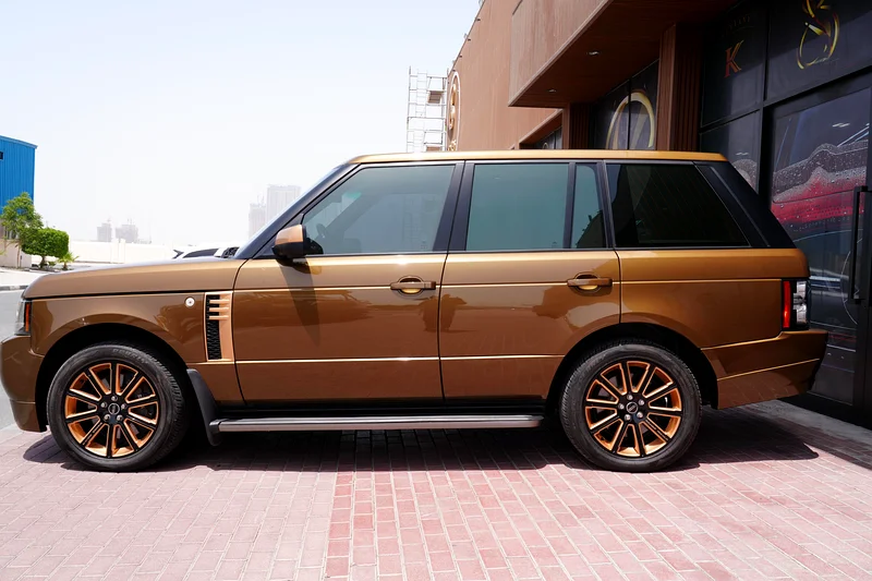 2012 Range Rover Vogue Supercharged Gold Edition | GCC Specs | Brand new63177573510403114