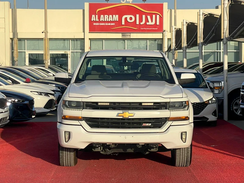 2018 | Chevrolet Silverado LT | V8 I GCC | Ref#61263172649399809111