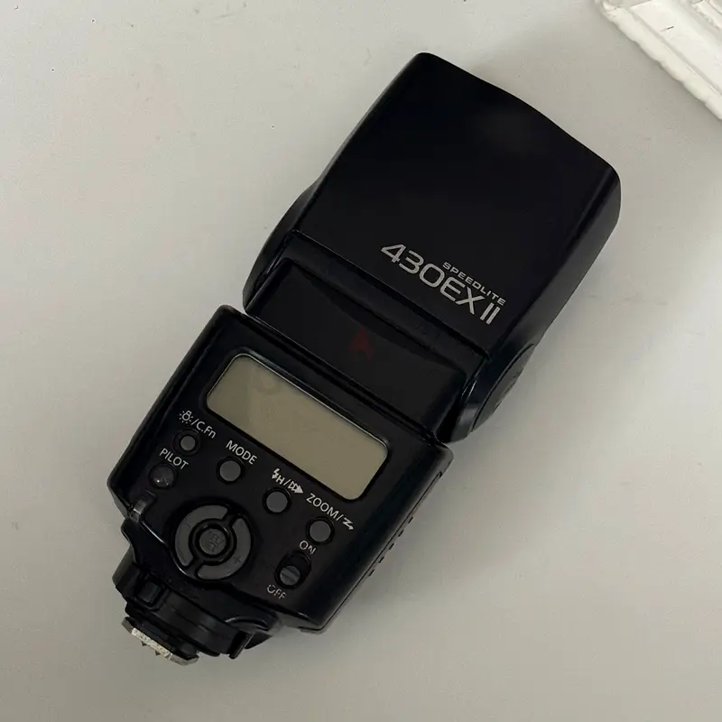 Canon 430EX II Flash For Sale With Battery
