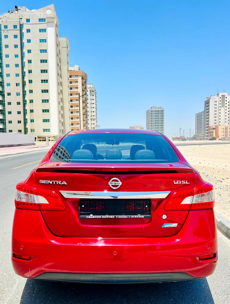 Nissan Sentra 1.8 SL Full Option | GCC Specifications with sunroof navigation camera63137334766595111