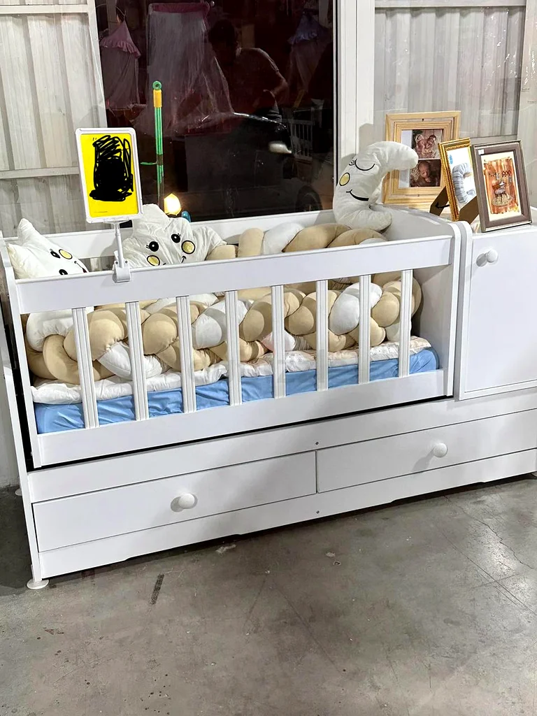 Charming White Baby Dresser with Crib - Perfect for Your Nursery!631961367516191127