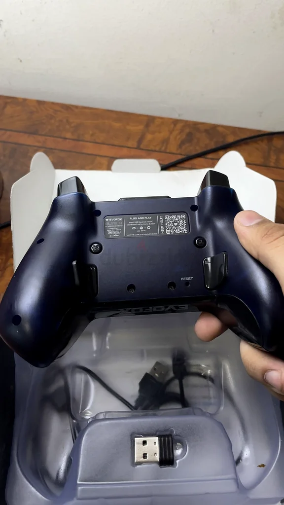 Gaming controller62930644675330113