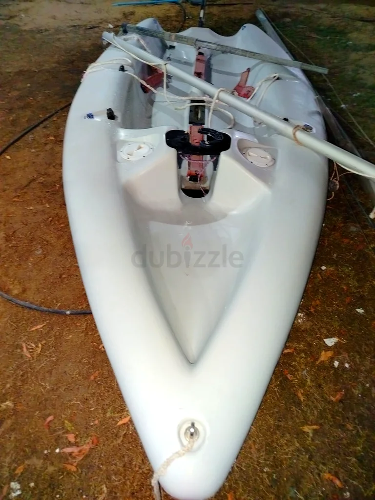 Sailing boat63242170137730111