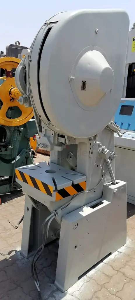 Nomarical power press machine63257108483841112