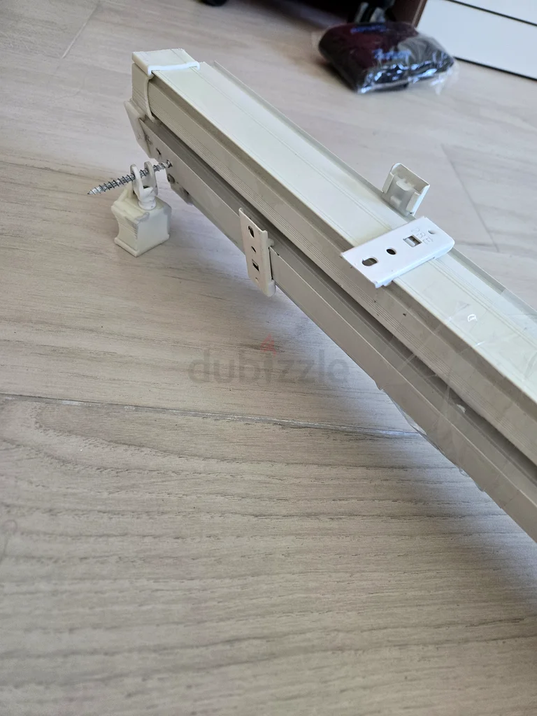 Elegant White Curtain Rails63221345132547111