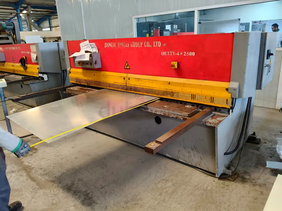 Shearing machine63257628291457113