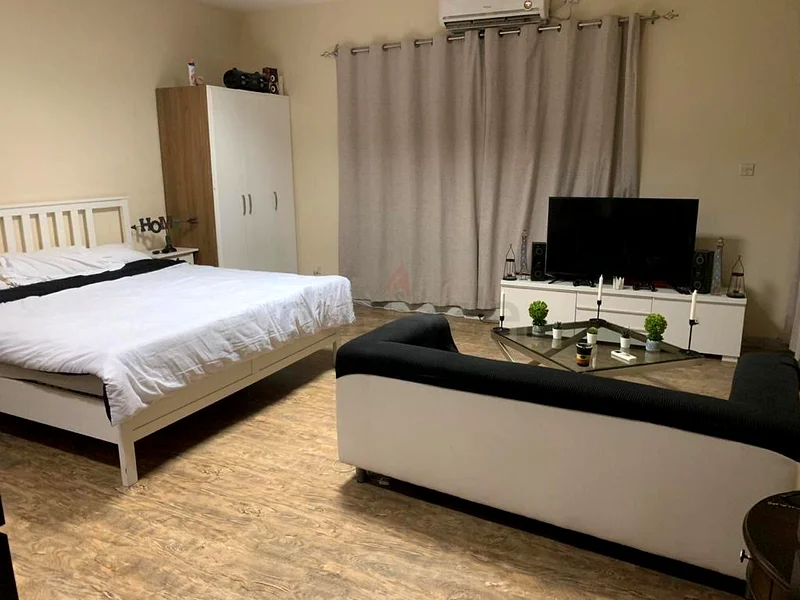 Studio room63143963189890113