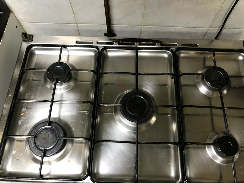 Top-of-the-Line Gas Oven for Effortless Cooking!63168524700674111