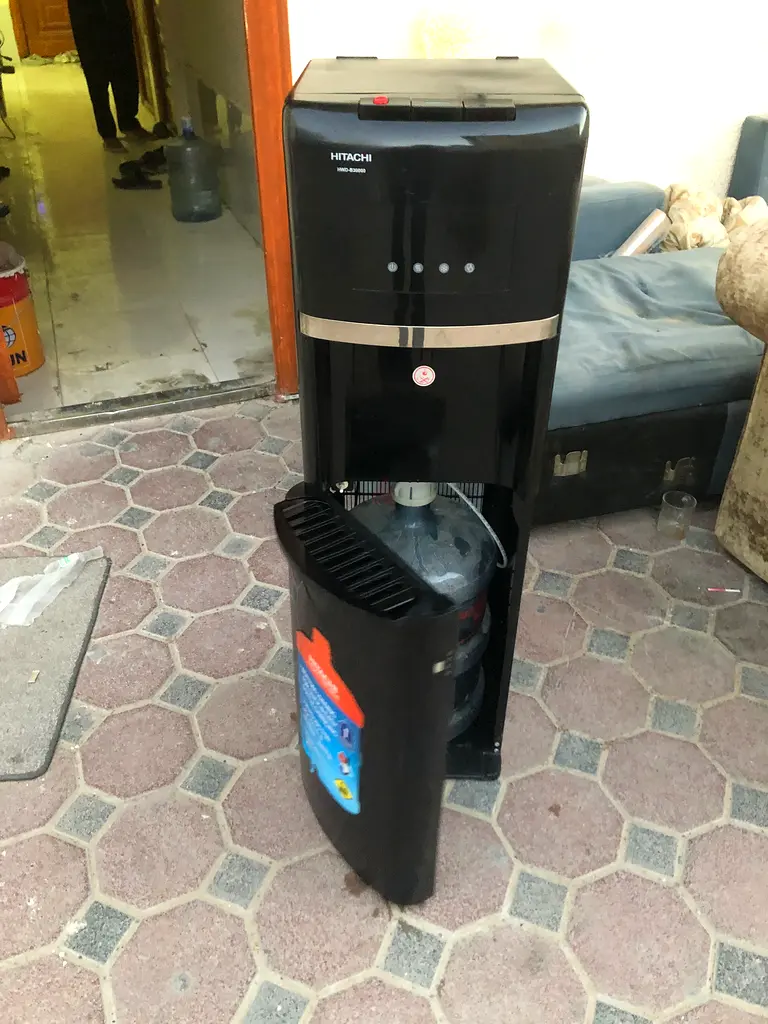 جهاز توزيع مياه بتحميل من الأسفل