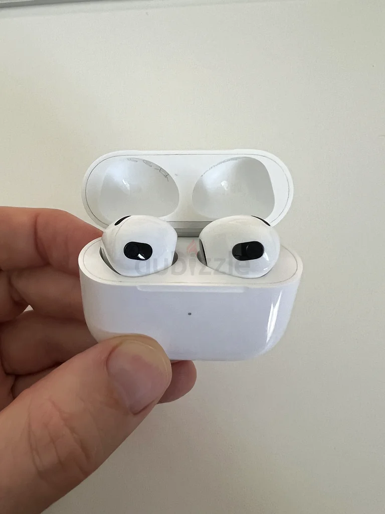 Apple AirPods 3rd Generation63166176880130112