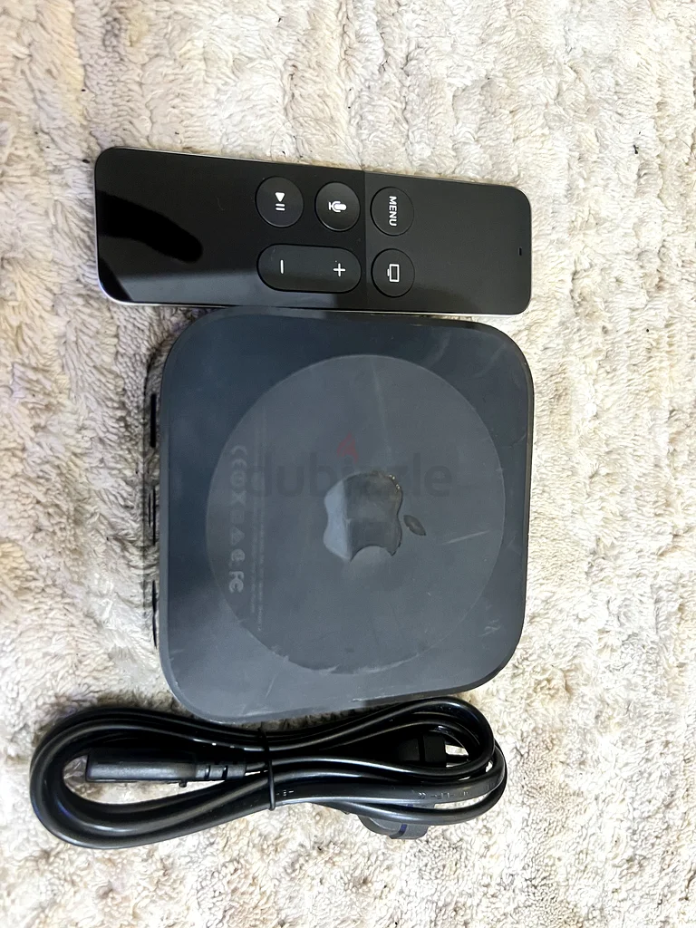 آبل أصلي تي في HDMI كامل مثل الجديد تمامًا مع جهاز تحكم عن بعد جديد تم استخدامه عدة مرات63261826121601111