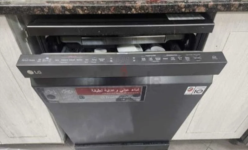 غسالة أطباق رباعية التنظيف بسعة 14 مكاناً، مع نظام توربو للبخار ومحرك مباشر إنفرتر، ماتي62931671226115111