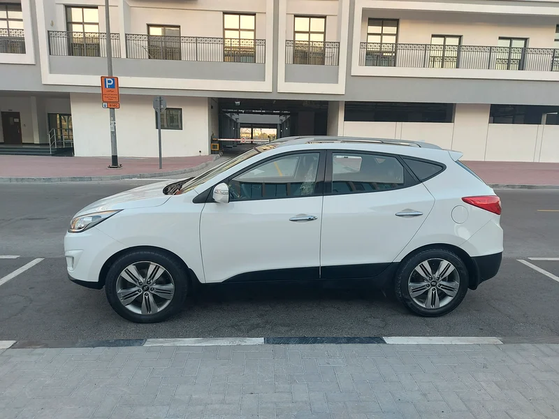 Hyundai Tucson Limited  2015 Gcc top option 4x4 Free accident Very Clean Titan Condition63169441552898113