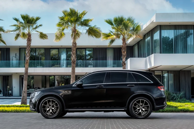 3,721 P.M  | GLC 200 AMG | 0% Downpayment | LOW KMS || IMMACULATE62933684885251111