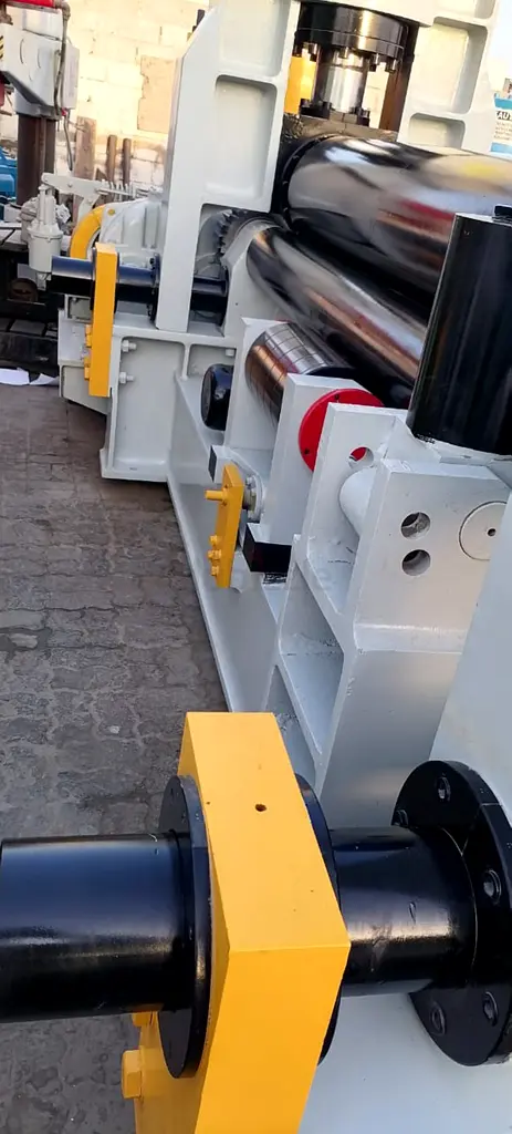 Sheet rooling machine63257108470018114