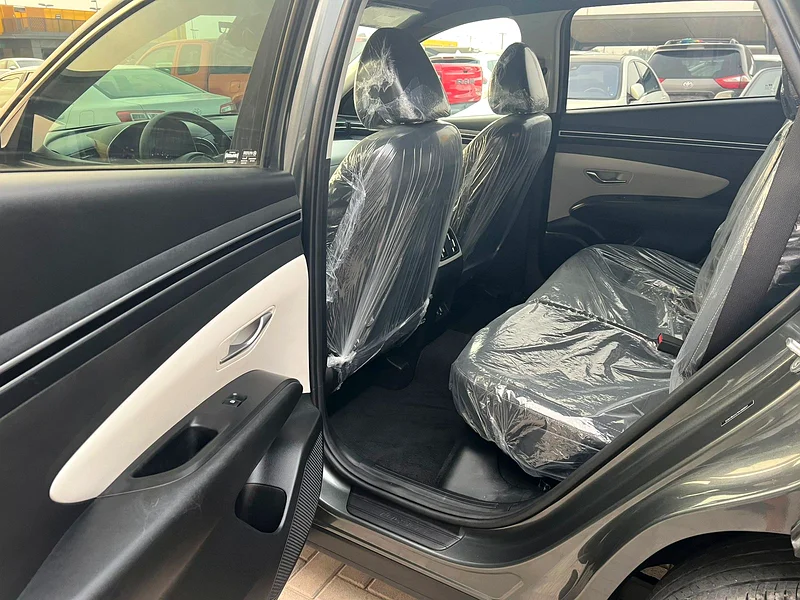 Hyundai tucsan63179346432387112