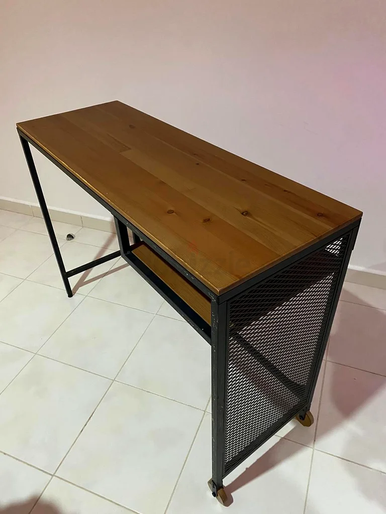 Laptop table63179383677057112