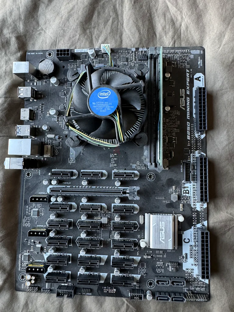 ASUS B250 Mining Expert Motherboard63258146401283111