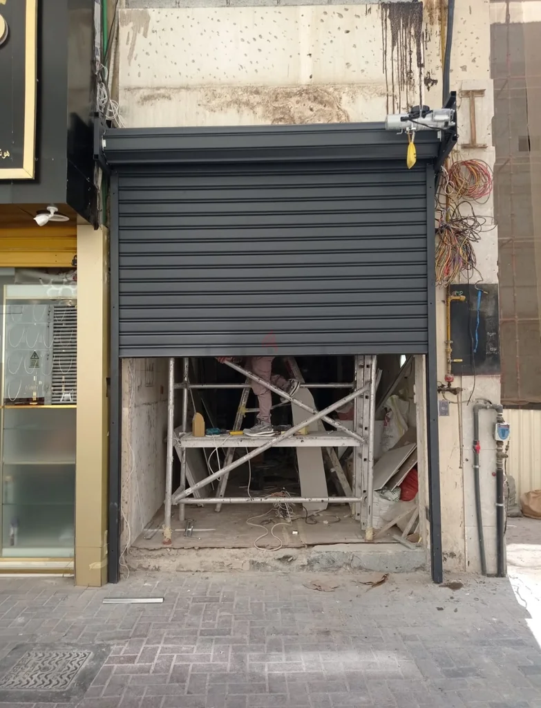 Rolling automatic shutter62931689086849111