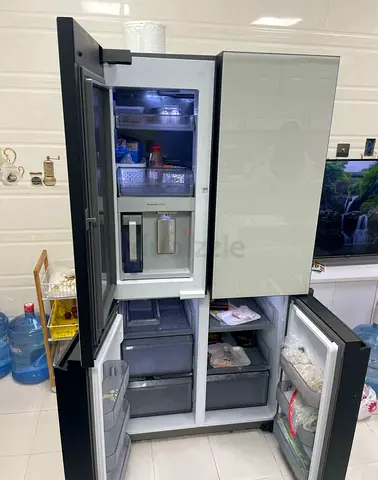 Samsung Bespoke 4-Door Flex Refrigerator | Customizable Panels| Digital Inverter RF85A92W1AP/AE